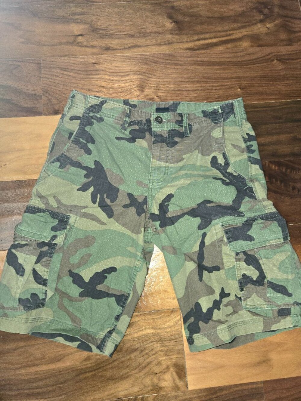 GAP Camo cargo shorts